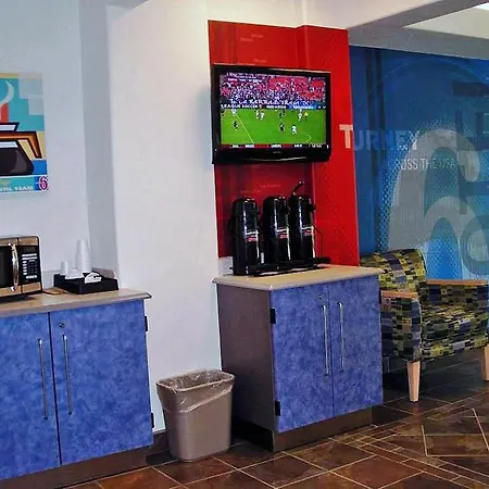 Baymont By Wyndham San Antonio Airport 