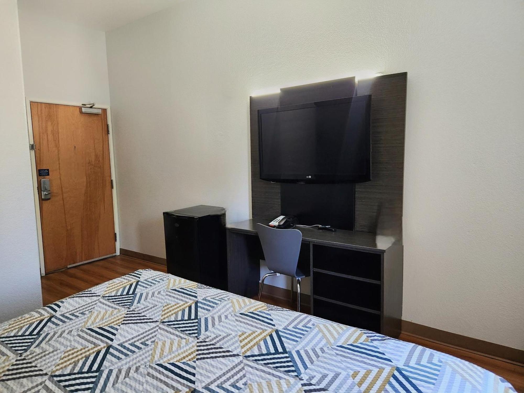 6-san Antonio, Tx - Airport Hotel 2*