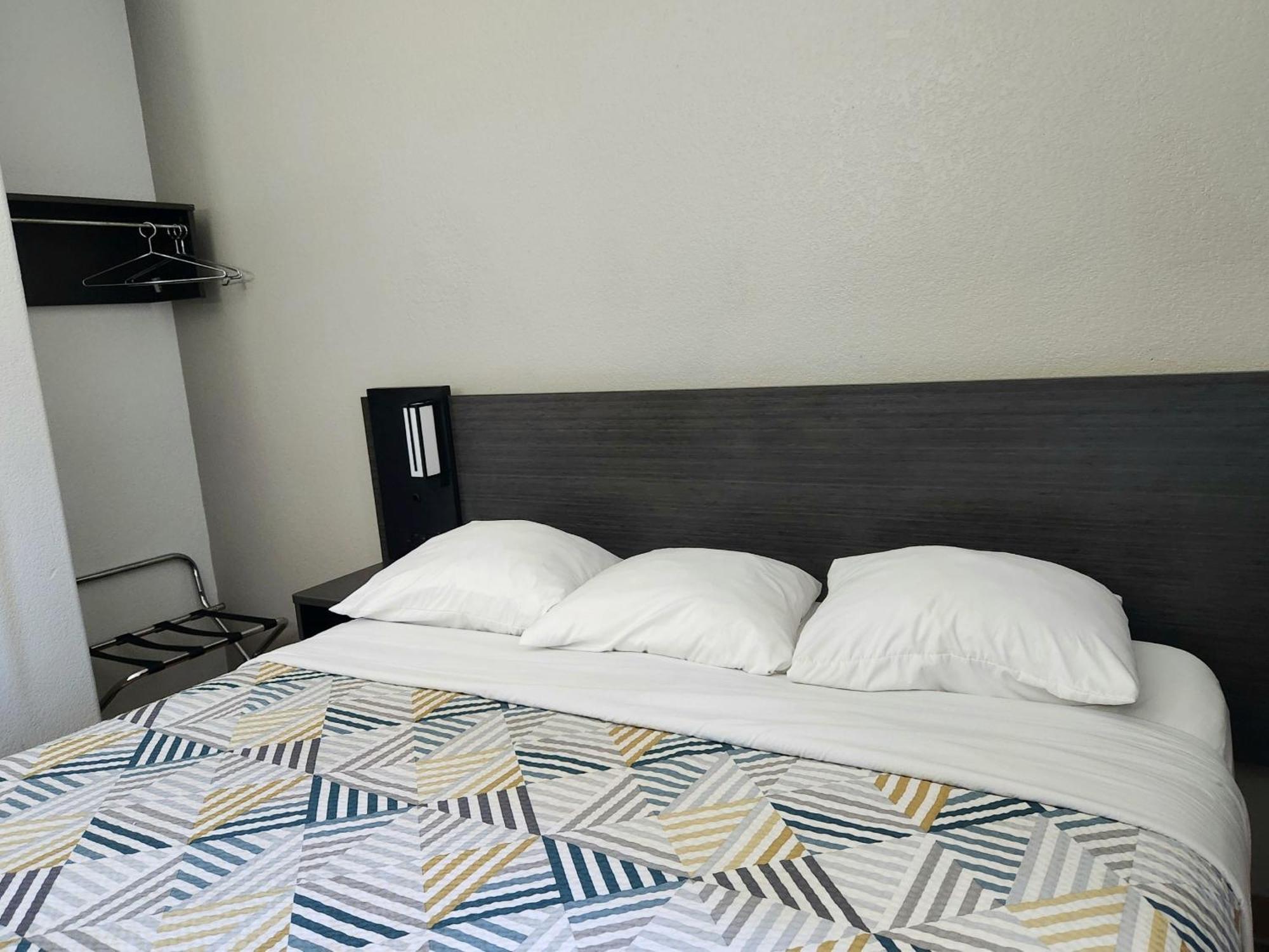 Hotel 6-san Antonio, Tx - Airport San Antonio