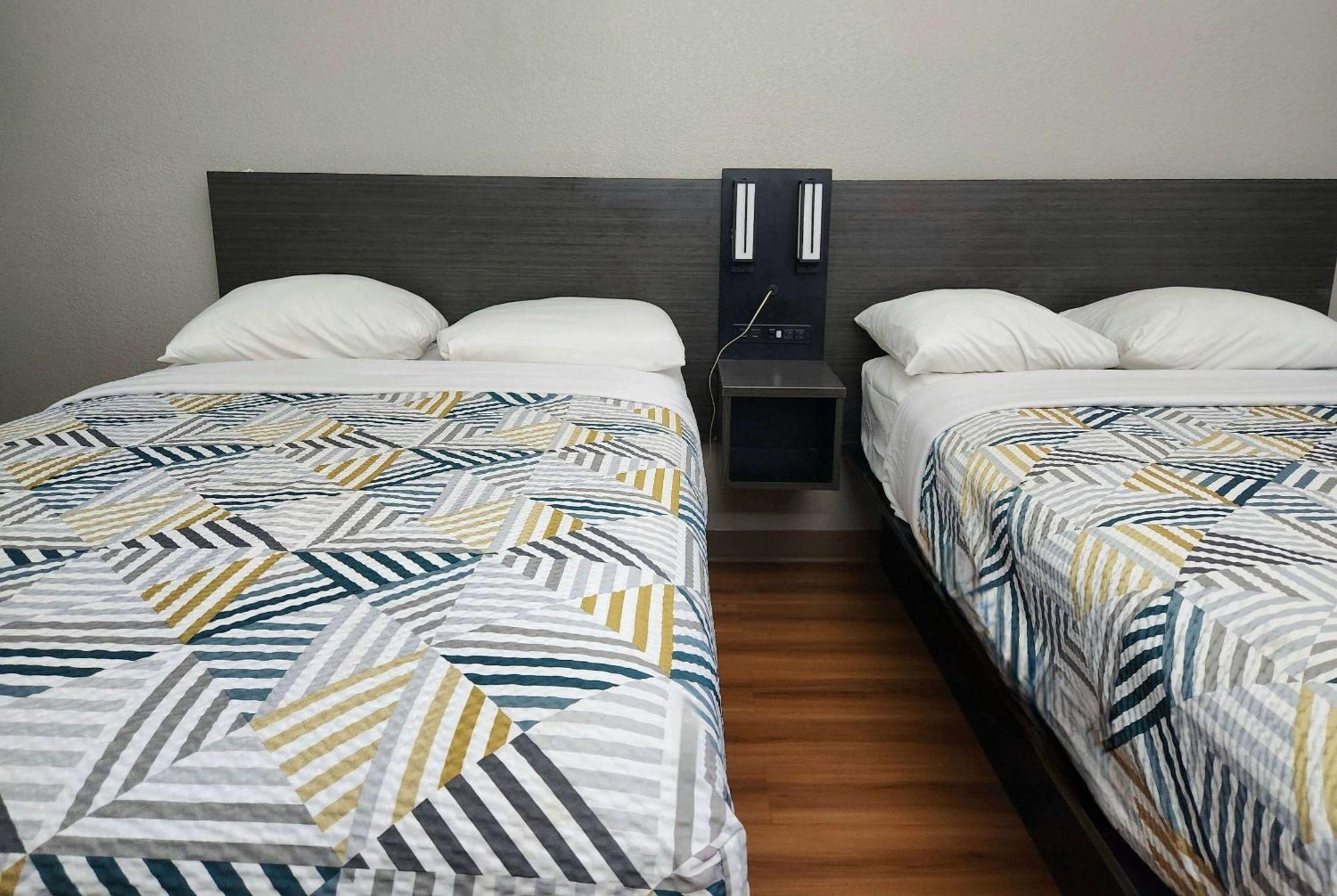 6-san Antonio, Tx - Airport Hotel 2*