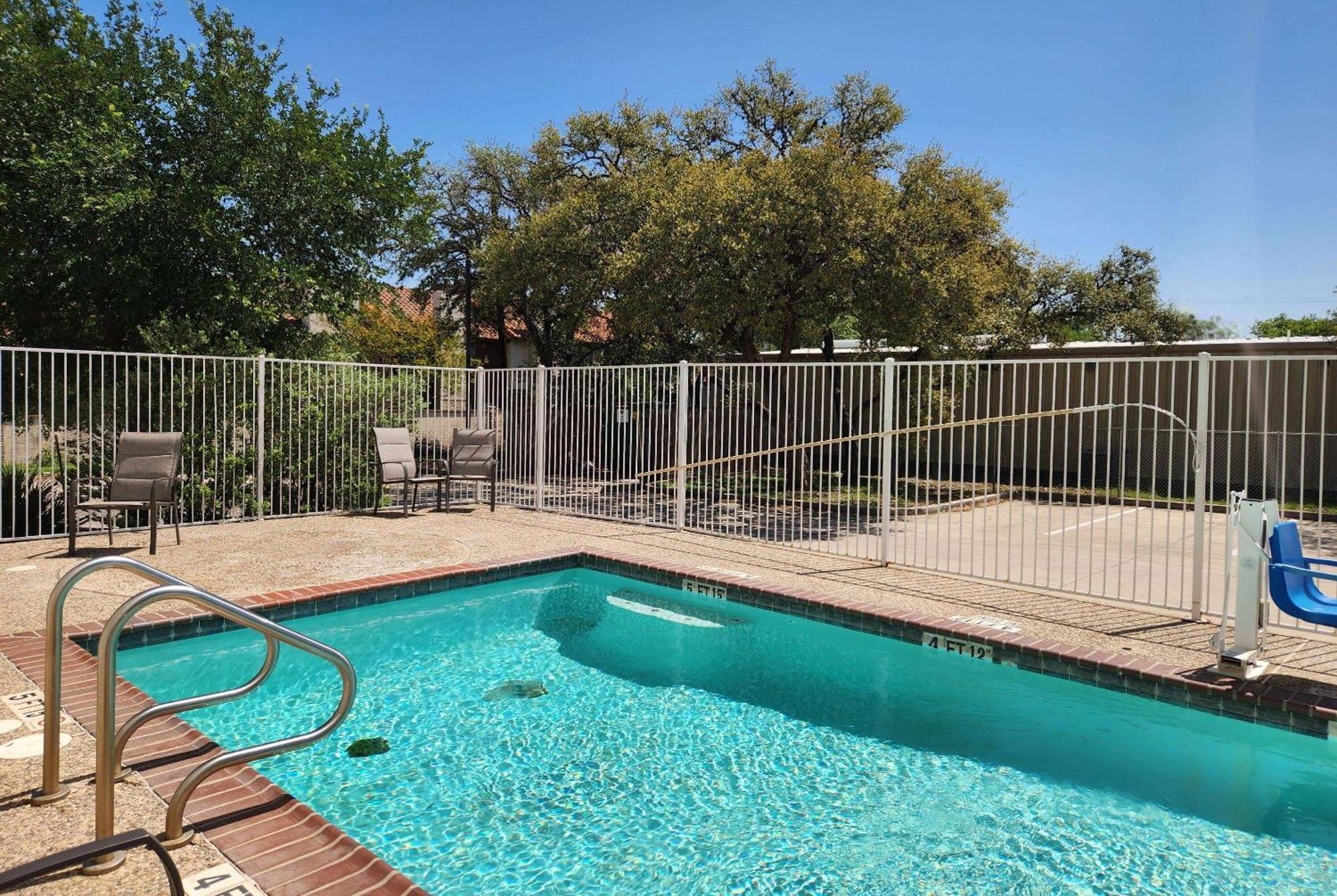 6-san Antonio, Tx - Airport Hotel
