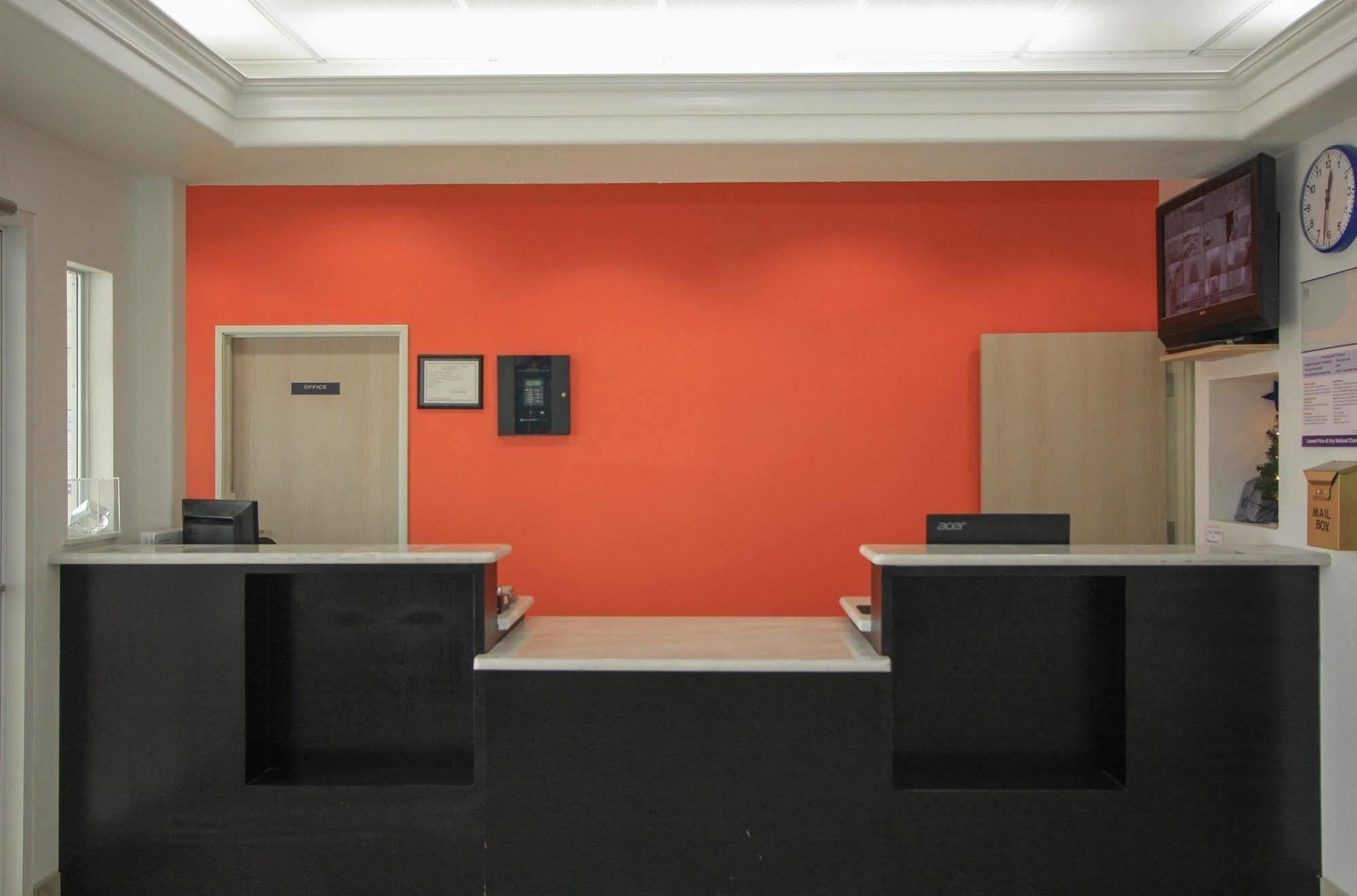 6-san Antonio, Tx - Airport Hotel 2*